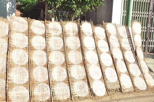  bánh đa nem làng Chều tại Tây Nguyên